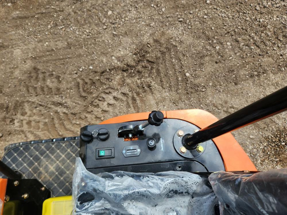 2023 AGROTK QH12 Mini Excavator c/w OROPS, Rubber Tracks, Backfill Blade, A