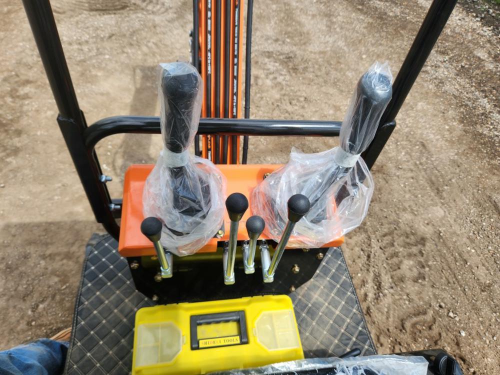 2023 AGROTK QH12 Mini Excavator c/w OROPS, Rubber Tracks, Backfill Blade, A