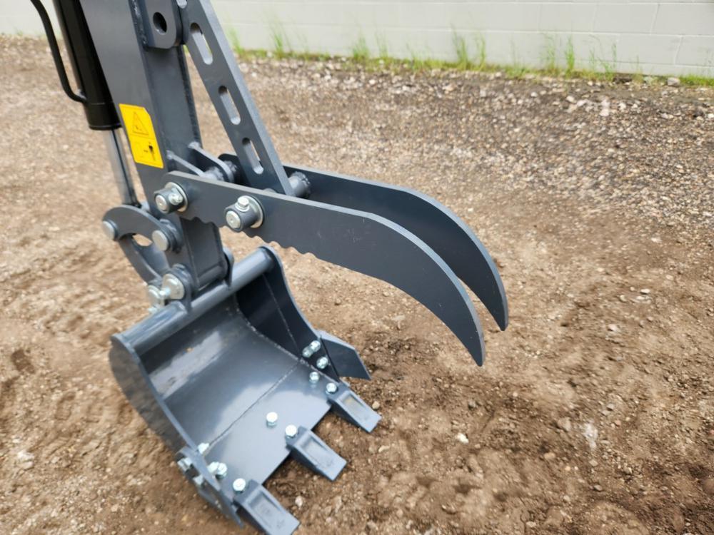 2023 AGROTK L12 Mini Excavator c/w OROPS, Rubber Tracks, Backfill Blade, Au