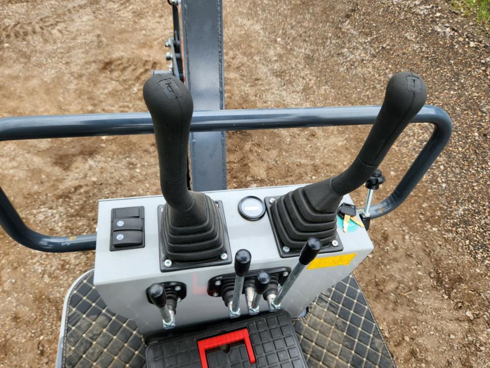 2023 AGROTK L12 Mini Excavator c/w OROPS, Rubber Tracks, Backfill Blade, Au
