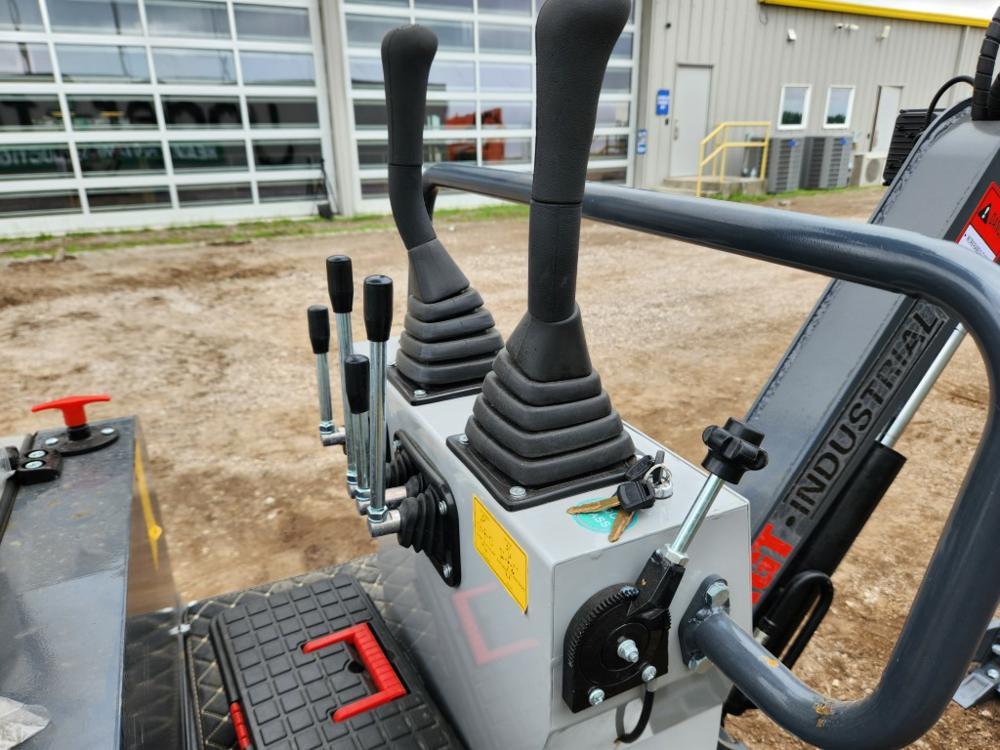 2023 AGROTK L12 Mini Excavator c/w OROPS, Rubber Tracks, Backfill Blade, Au