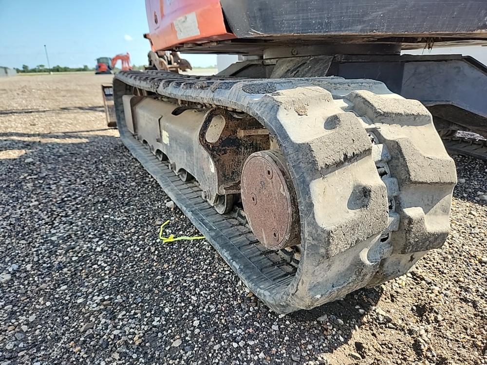 2018 Kubota U35-4R3 Mini Excavator c/w Cab, Rubber Tracks, Blade, Swing Boo