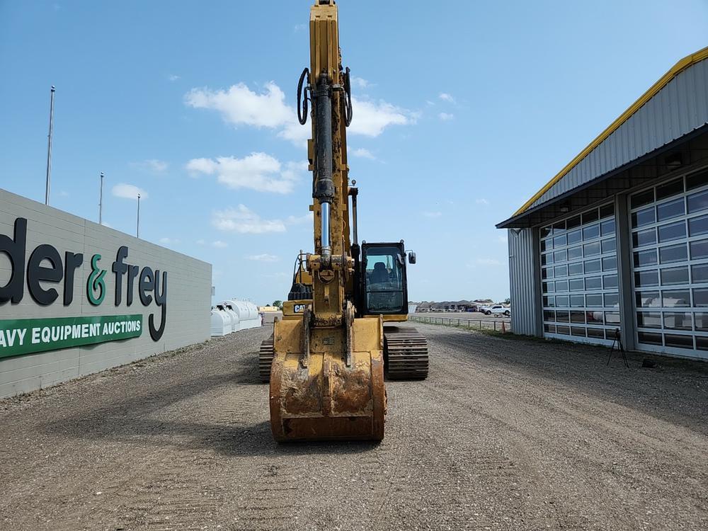 2019 Caterpillar 330 Hydraulic Excavator c/w Rear View Camera, A/C, Bucket