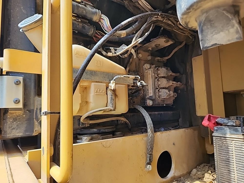 2019 Caterpillar 330 Hydraulic Excavator c/w Rear View Camera, A/C, Bucket