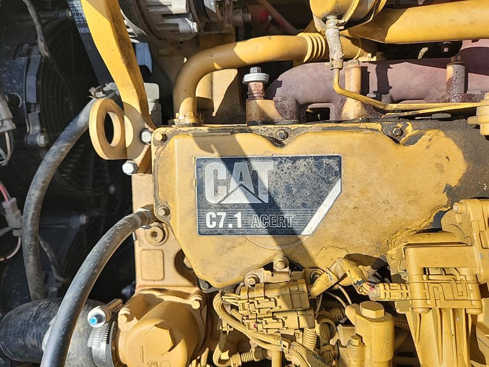 2019 Caterpillar 330 Hydraulic Excavator c/w Rear View Camera, A/C, Bucket