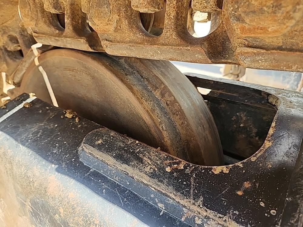 2019 Caterpillar 330 Hydraulic Excavator c/w Rear View Camera, A/C, Bucket