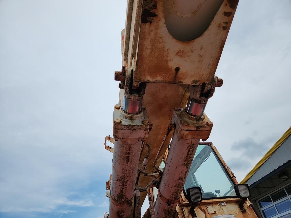 Linkbelt HSP22 Mobile Rough Terrain Crane (No Title, Off Road Use Only)