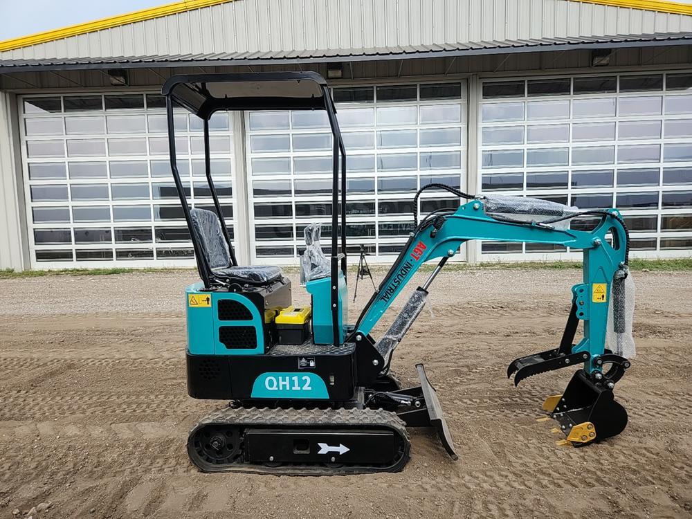 2023 AGROTK QH12 Mini Excavator c/w OROPS, Rubber Tracks, Blade, Bucket, Ma