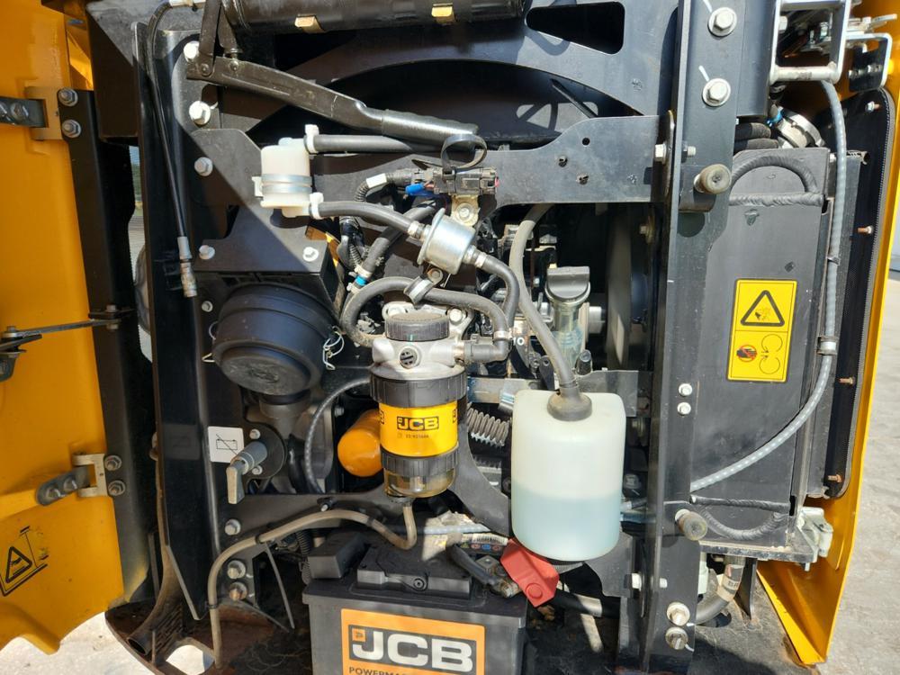 2018 JCB 15C-1 Mini Excavator c/w OROPS, Rubber Tracks, Aux Hydraulics, Bla