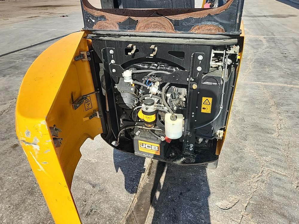 2018 JCB 15C-1 Mini Excavator c/w OROPS, Rubber Tracks, Aux Hydraulics, Bla