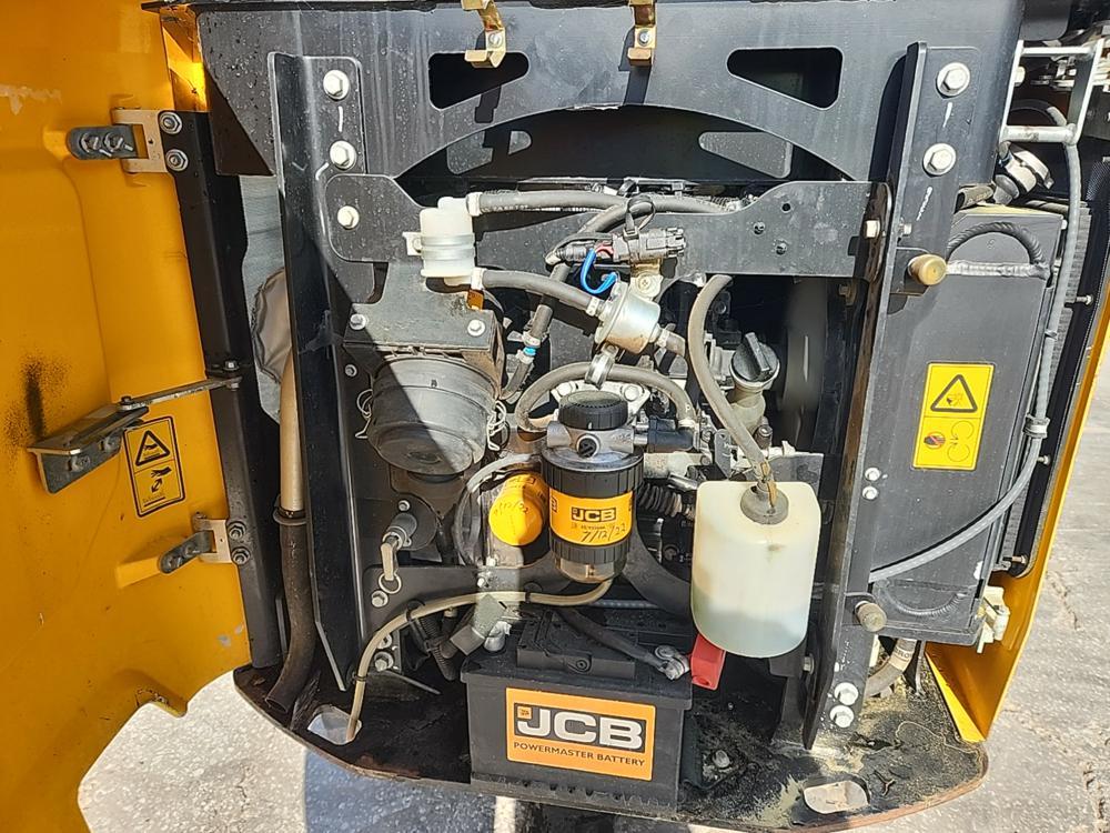 2018 JCB 15C-1 Mini Excavator c/w OROPS, Rubber Tracks, Aux Hydraulics, Bla