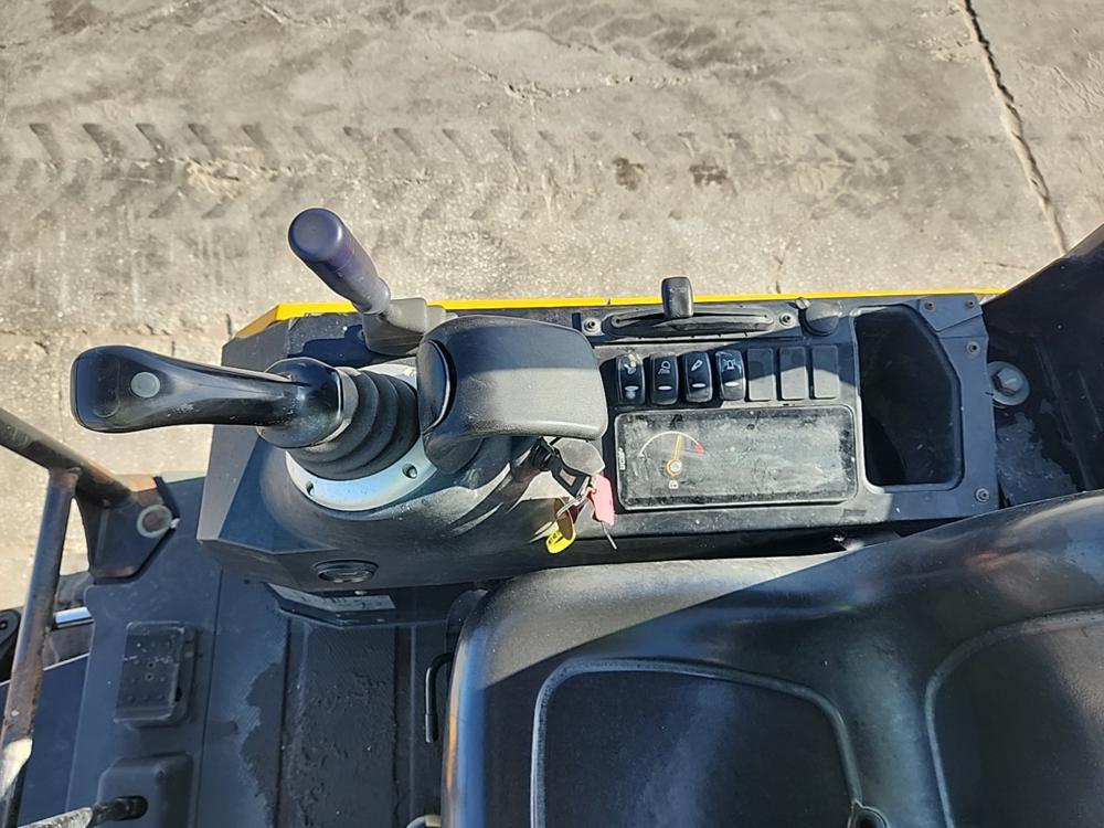 2018 JCB 15C-1 Mini Excavator c/w OROPS, Rubber Tracks, Aux Hydraulics, Bla