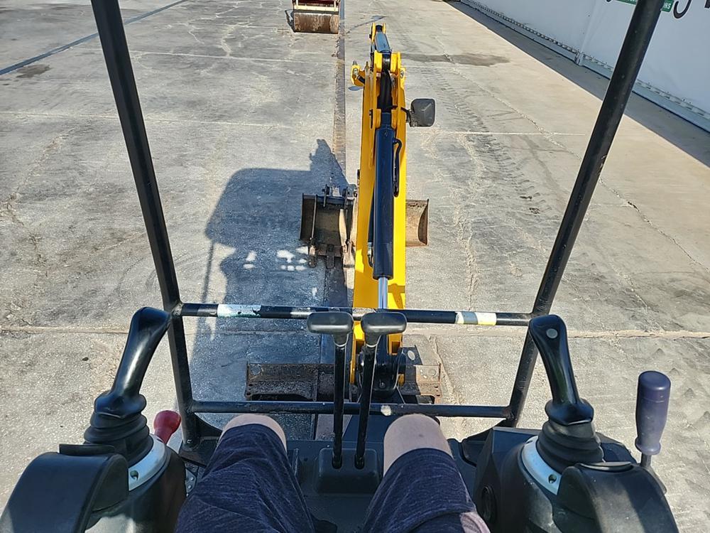 2018 JCB 15C-1 Mini Excavator c/w OROPS, Rubber Tracks, Aux Hydraulics, Bla