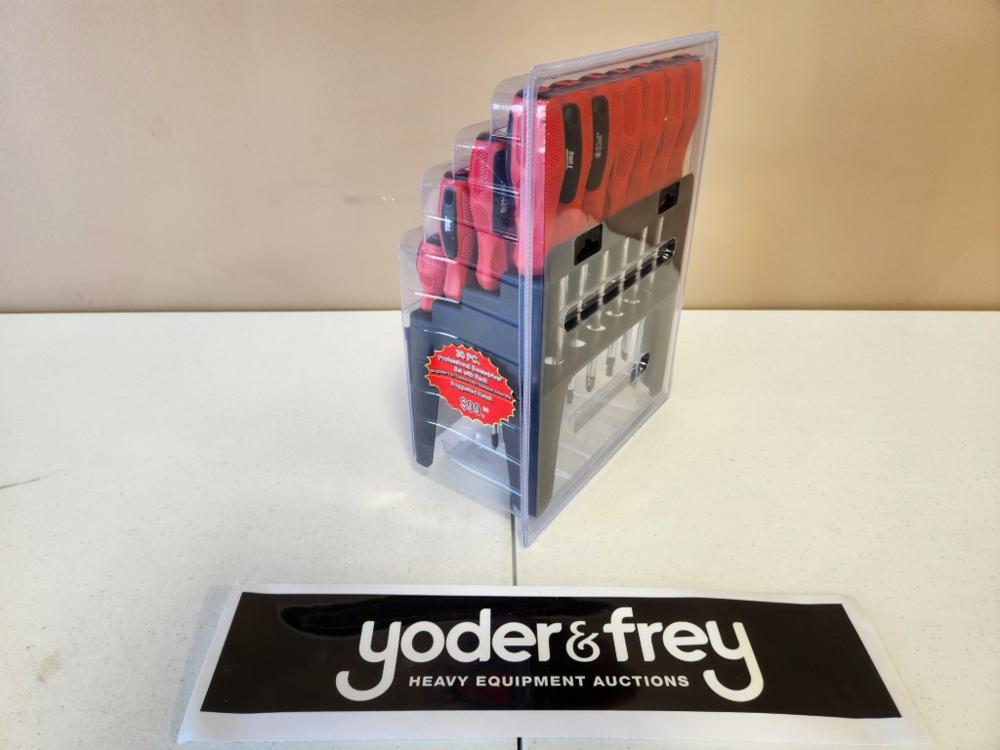 30 Pc Torq Screwdriver Set c/w Storage Rack - Unused