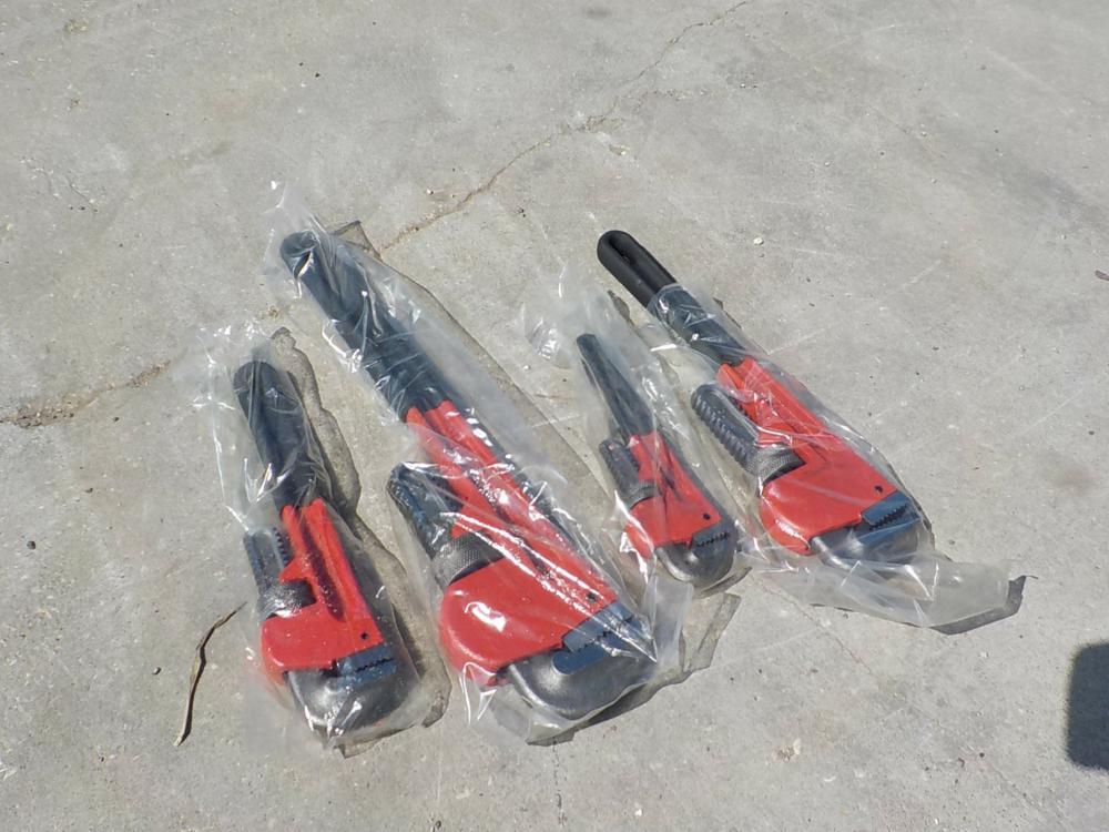 4 Pc Steel Pipe Wrench - Unused