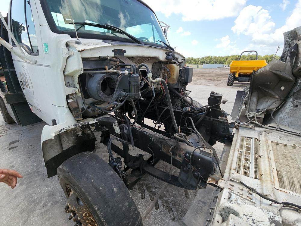 2001 Sterling M7500 Stake Truck, 12' Bed (Missing Engine)