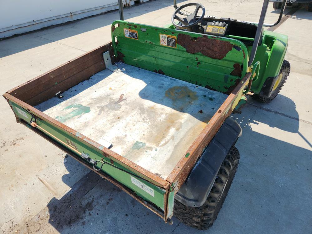 John Deere Gator 2 Seater Utility Vehicle c/w Dump Bed (Non-Runner)