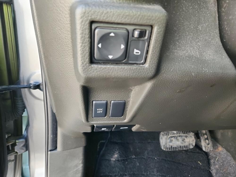 2010 Nissan CUBE 4 Door Car c/w A/C, Automatic, 1.8L, 4 Cylinder (Transmiss