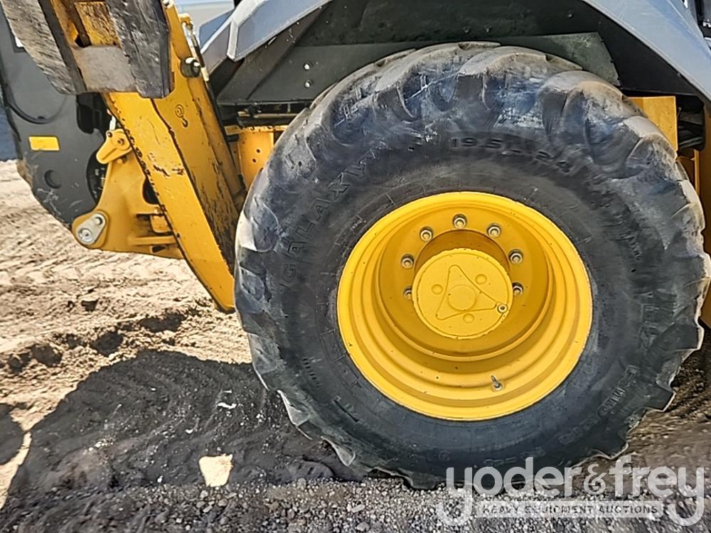 2018 John Deere 310L