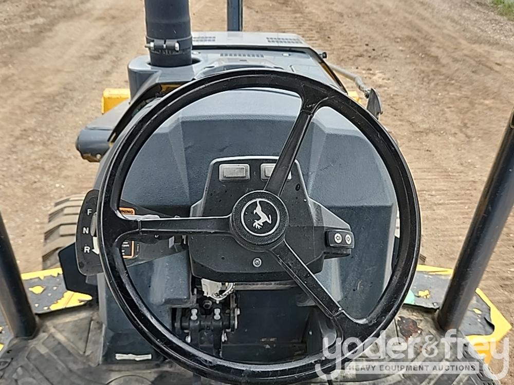 2019 John Deere 310L