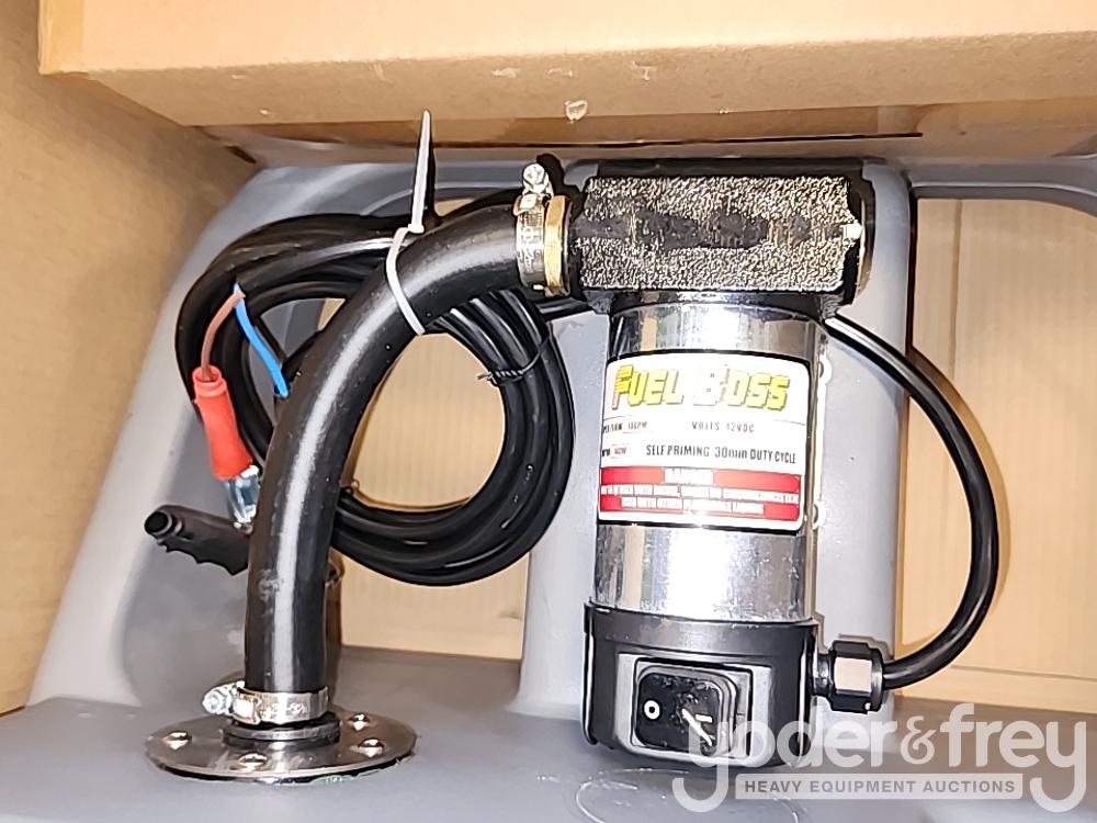 Unused Fuel Boss 25 Gallon Diesel 12V Transfer Unit, 10' Delivery Hose c/w Auto Nozzle, 10 GPM