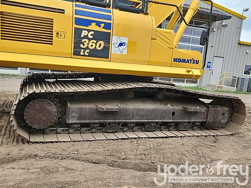 2017 Komatsu PC360LC-11