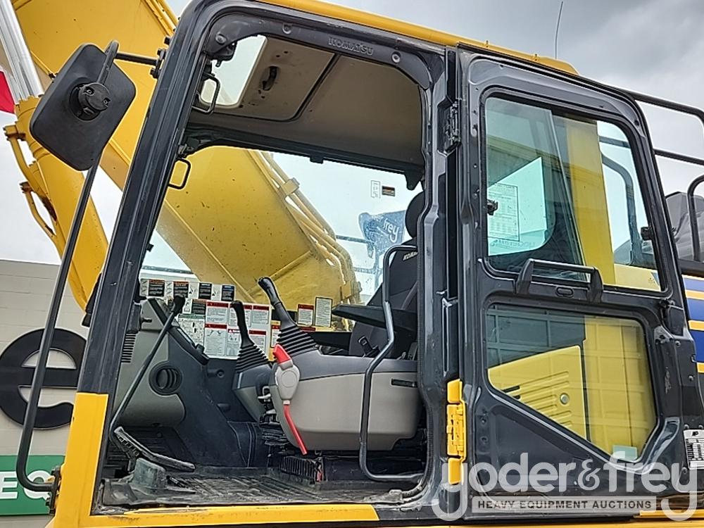 2021 Komatsu PC360LC-11