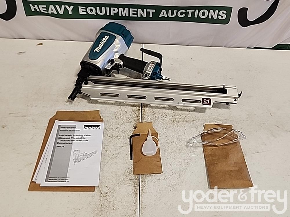 Makita  3 1/2" Framing Nailer, AN924 (1 Yr Factory Warranty) Recon