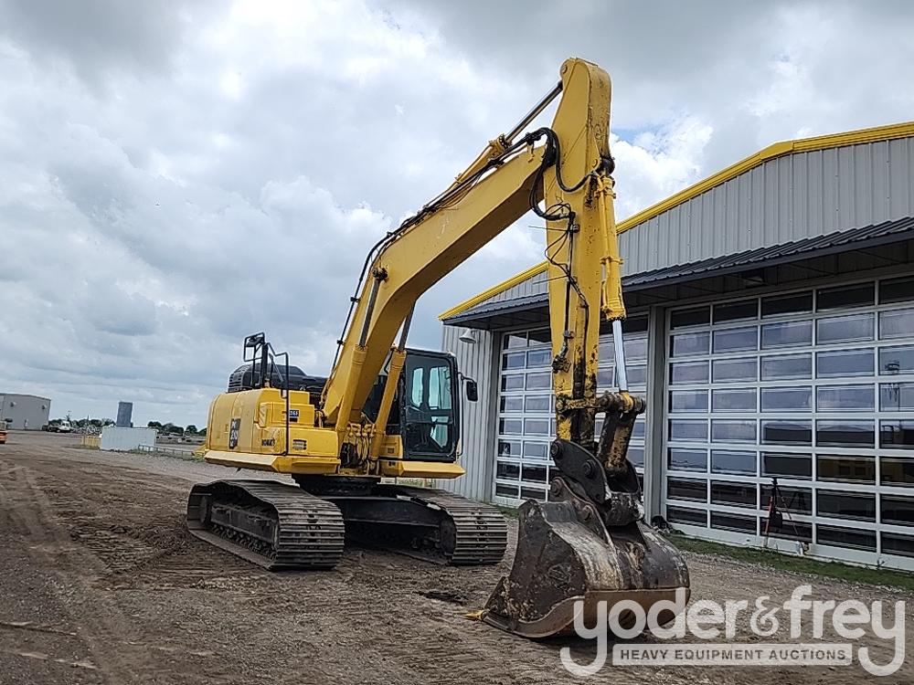 2017 Komatsu PC210LC-11