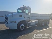 2006 Mack CXN613