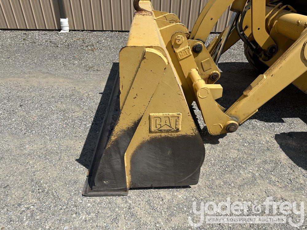 2005 CAT 446D