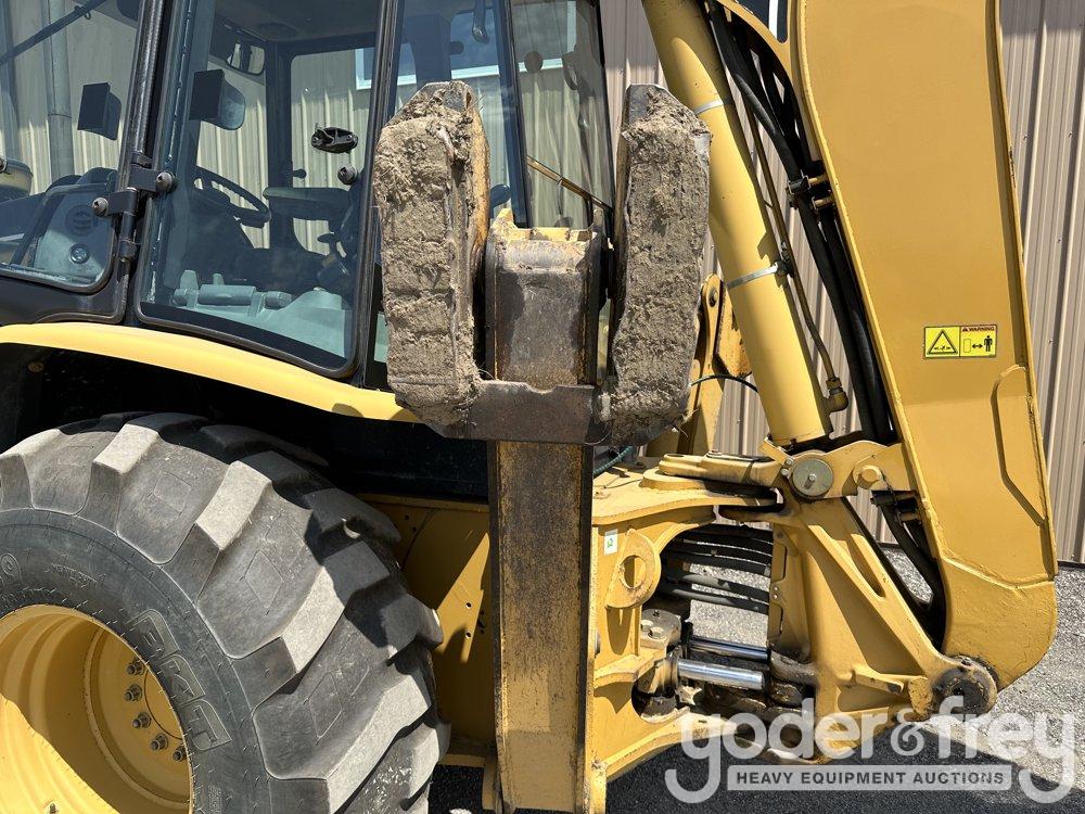 2005 CAT 446D