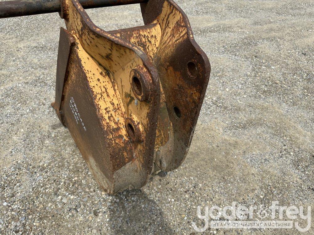 15" Bucket to suit Case 590, KX080, WB150