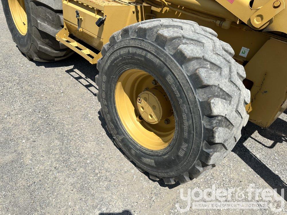 2005 CAT 446D