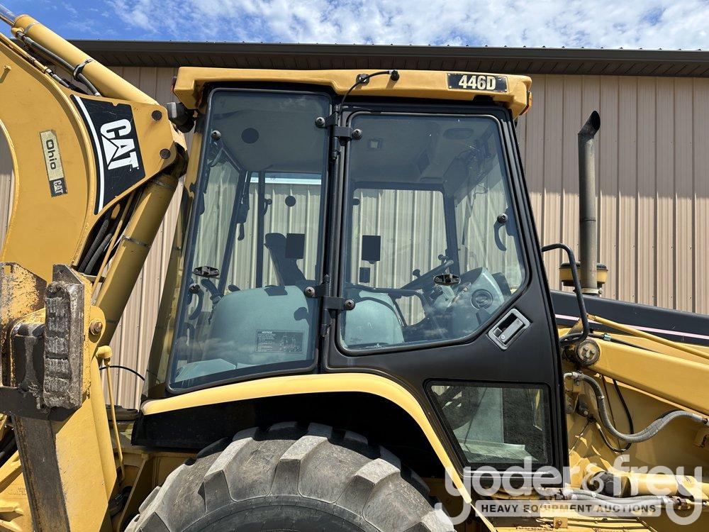 2005 CAT 446D