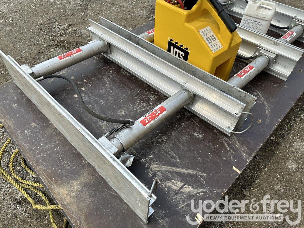 22"-36" Trench Shore Jacks c/w Finn Form