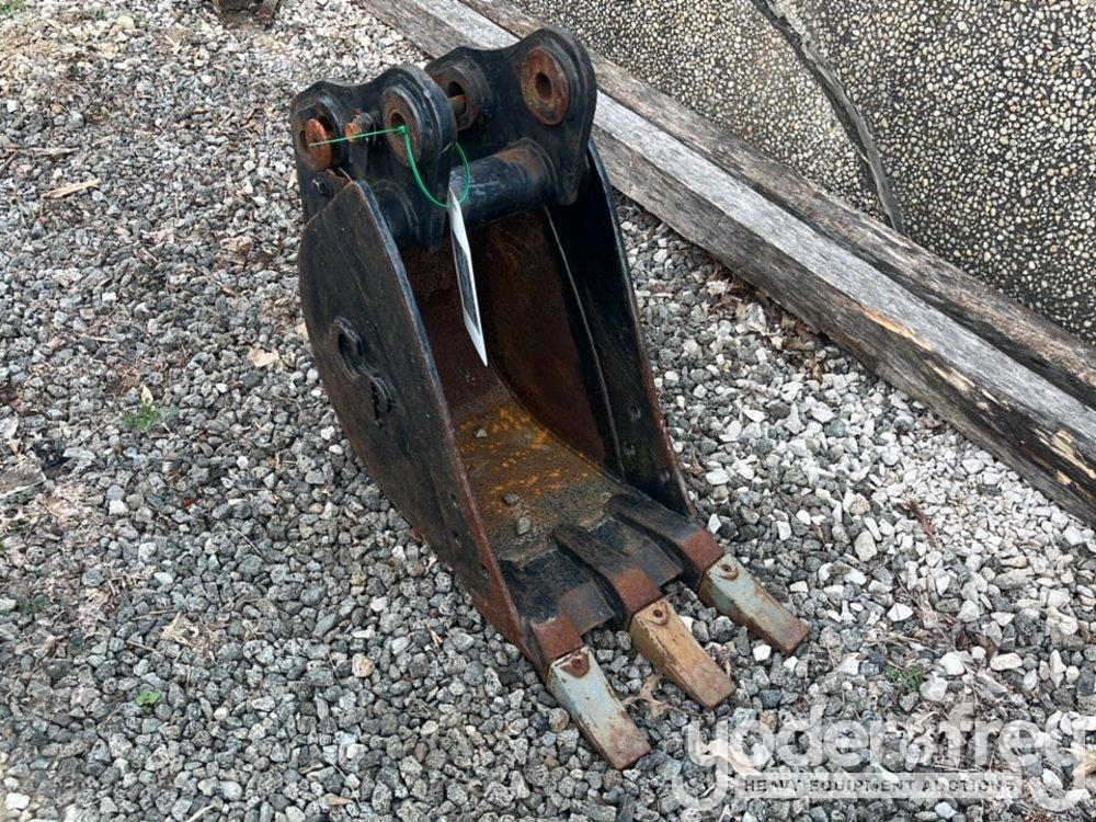 12" Bucket to suit Excavator