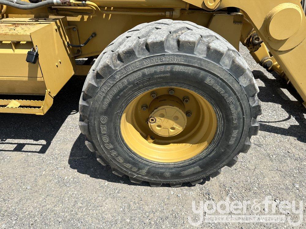 2005 CAT 446D