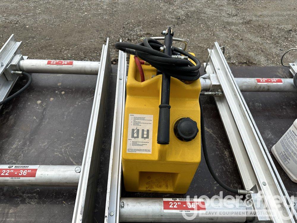 22"-36" Trench Shore Jacks c/w Finn Form