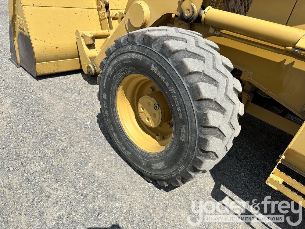 2005 CAT 446D