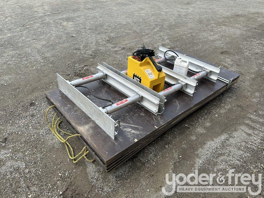 22"-36" Trench Shore Jacks c/w Finn Form