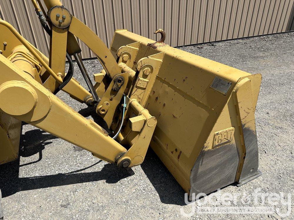 2005 CAT 446D