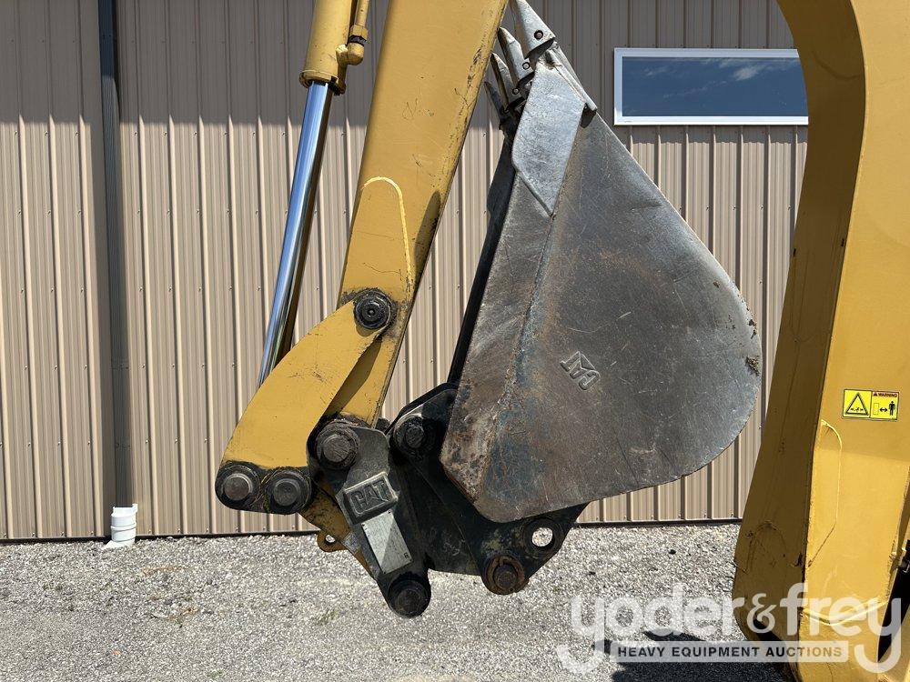 2005 CAT 446D