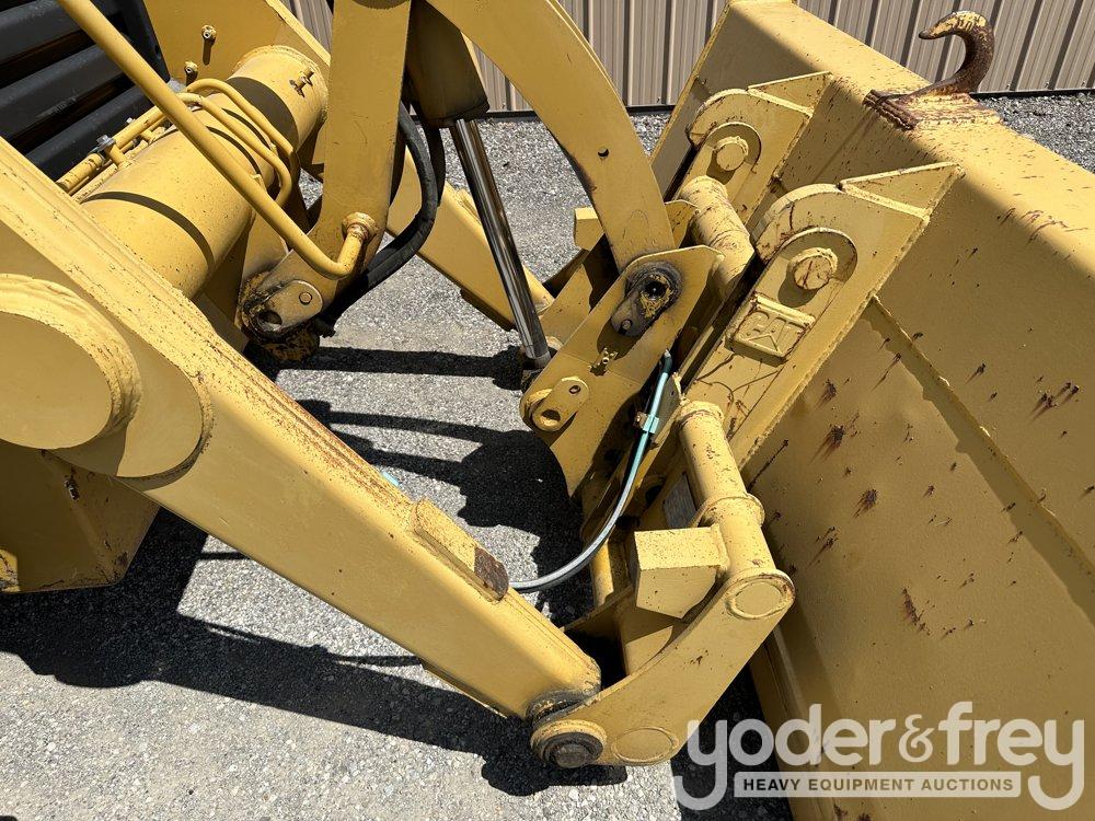 2005 CAT 446D