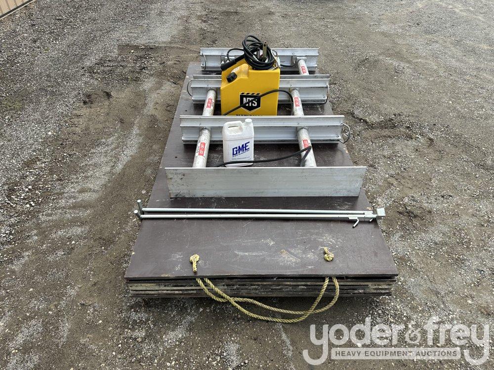 22"-36" Trench Shore Jacks c/w Finn Form