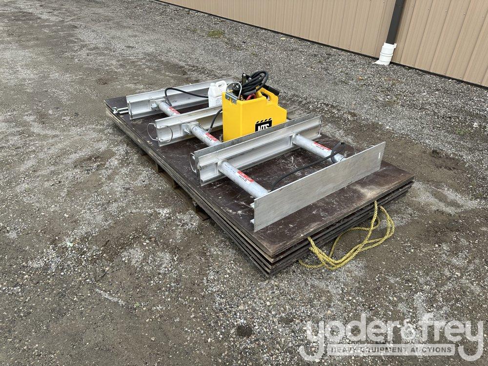 22"-36" Trench Shore Jacks c/w Finn Form