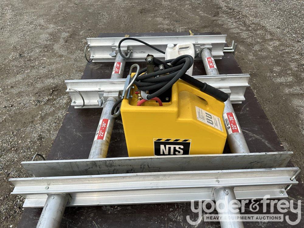 22"-36" Trench Shore Jacks c/w Finn Form