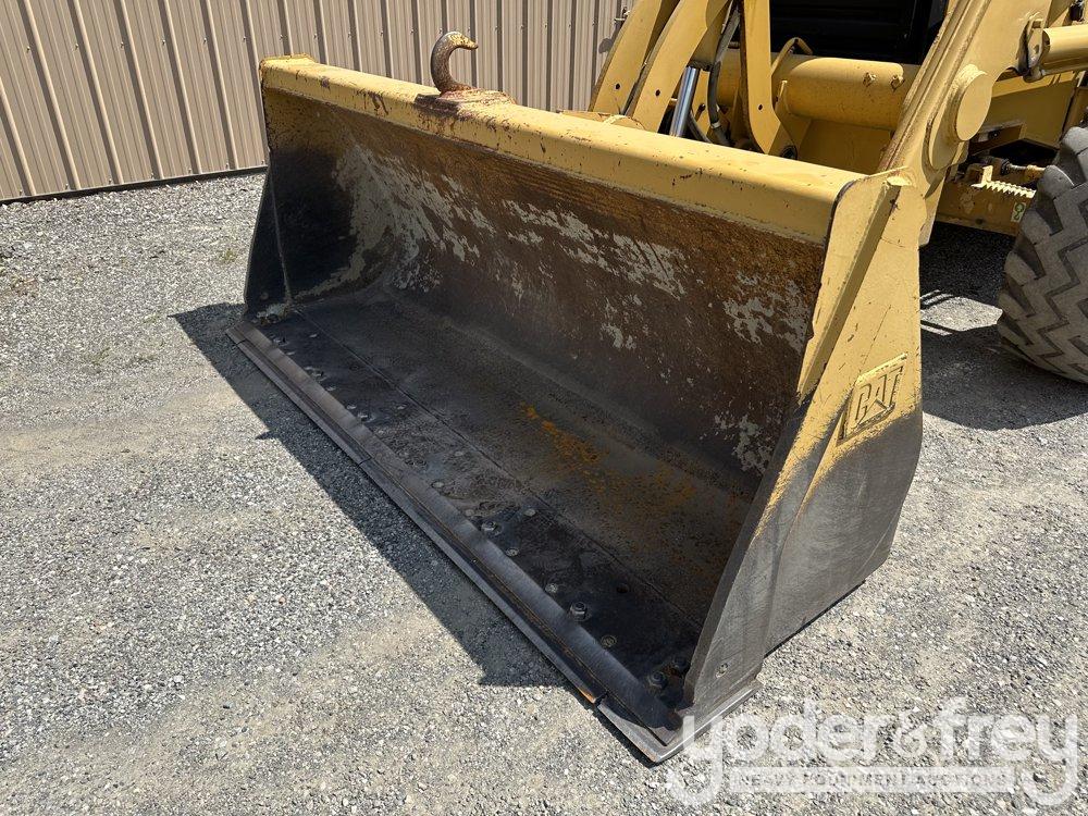2005 CAT 446D