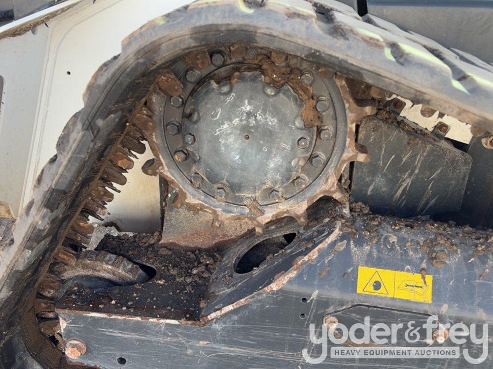 2020 Bobcat T76