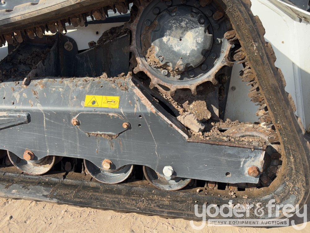2020 Bobcat T76